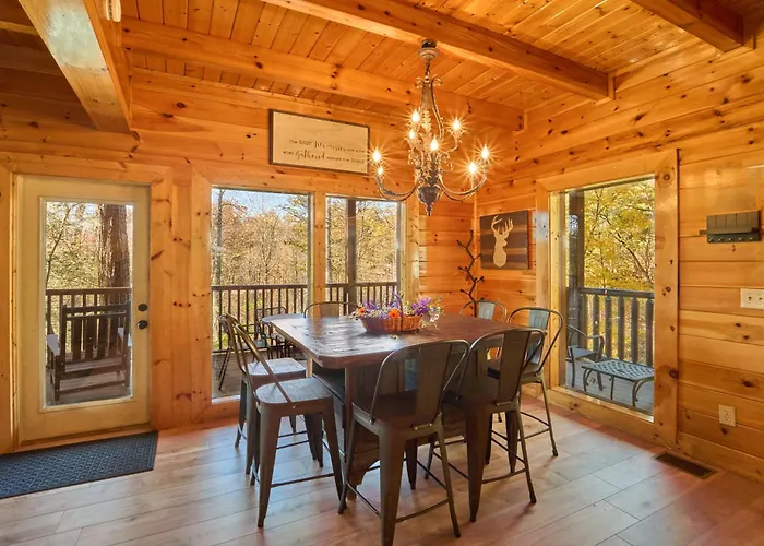 Theater Hot Tub Sauna Game Room Gatlinburg